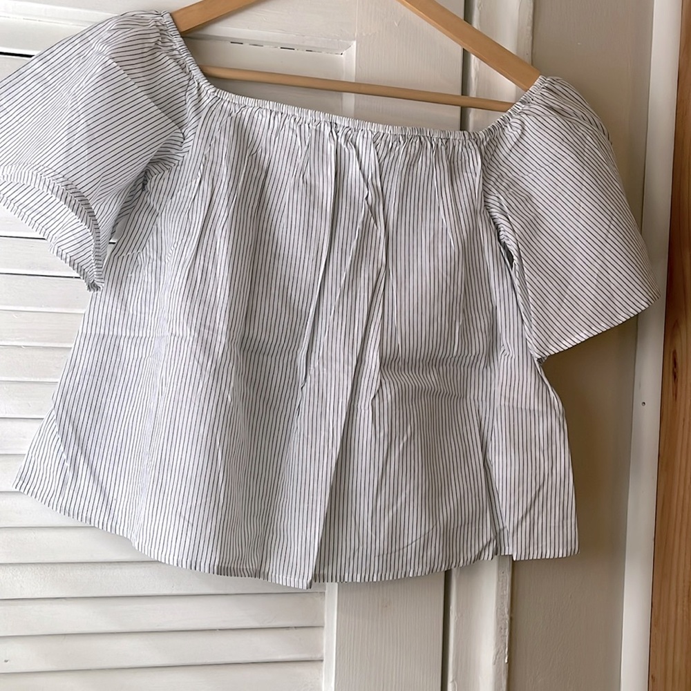 NWT Express Off the Shoulder Top - Stripe design - Size Small
